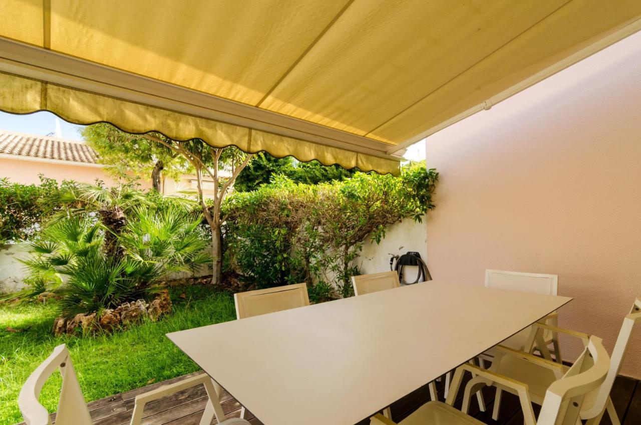 Charming House In Vilamoura With Shared Pool Exteriér fotografie